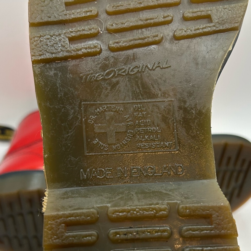 Rare Vintage Made in England Dr. Martens Red Patent Leather Boots 6 EYE Size 7 - Picture 3 of 14